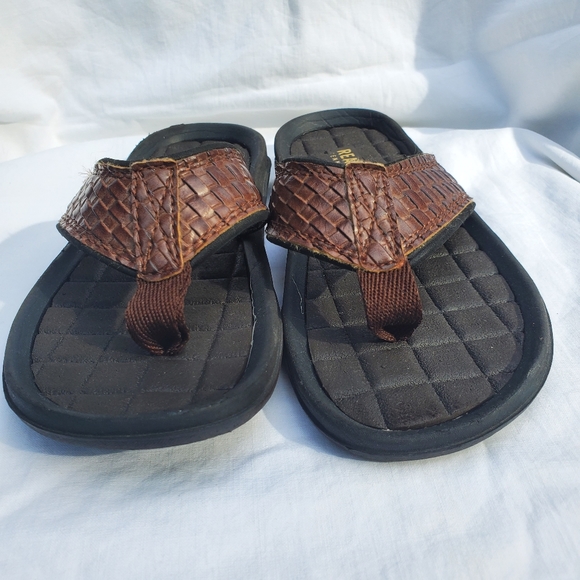 Kenneth Cole Reaction Brown Boy Flip Flop Thong Sandals Size 2 - Picture 3 of 6